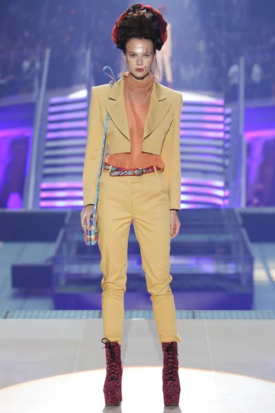 Look 31